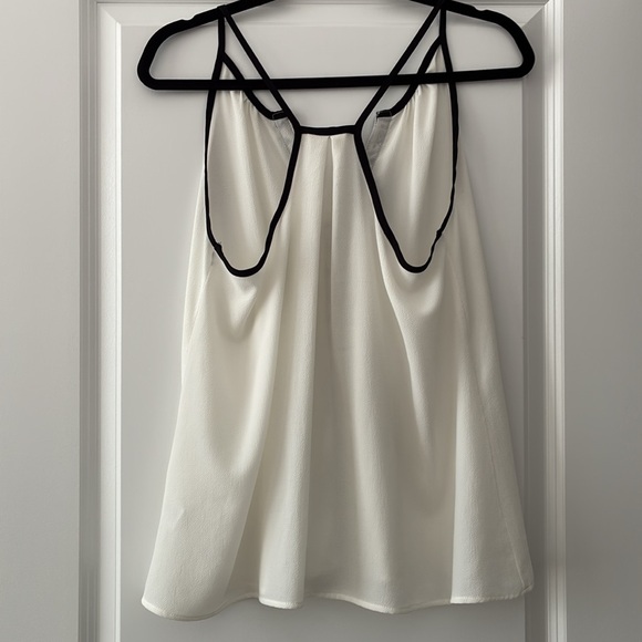 Le Lis Size S Racerback Flowy Tank - Picture 4 of 6